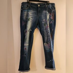 Distressed Boyfriend Jeans